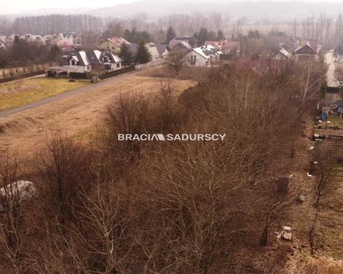 Działka budowlana 1105 m, obok SKA