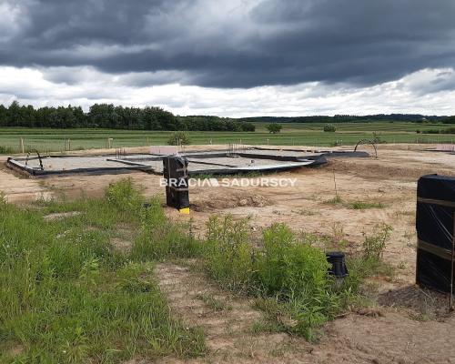 pozwolenie na 12 domów, fundamenty, media, MNIKÓW