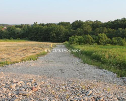 Atrakcyjna działka budowlana w Libertowie.