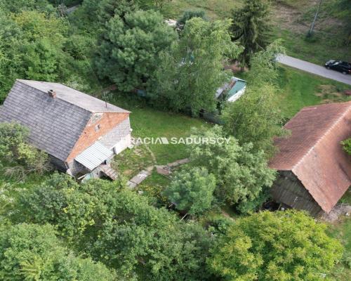 12 arowa  działka budowlana w Michałowicach