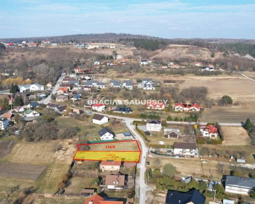 Działka z widokiem na "Bramę Bolechowicką"