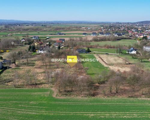 Działka budowlana 17 arów w Wołowicach!