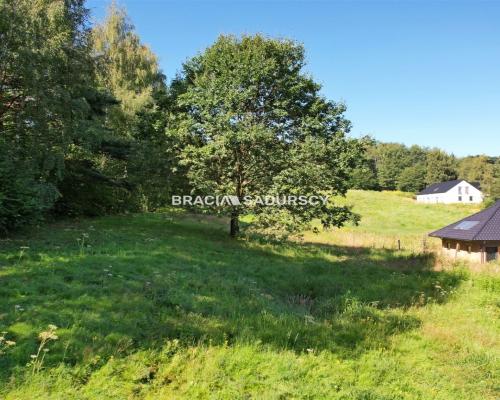 Działka budowlana w Balicach, gm. Zabierz&oacute;w o pow. 28 ar&oacute;w    

  Oferujemy na sprzedaż atrakcyjnie położoną  dzi