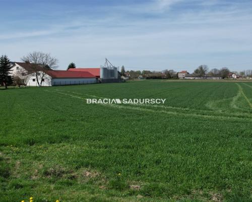 Działka budowlano-usługowa Wezerów, Słomniki