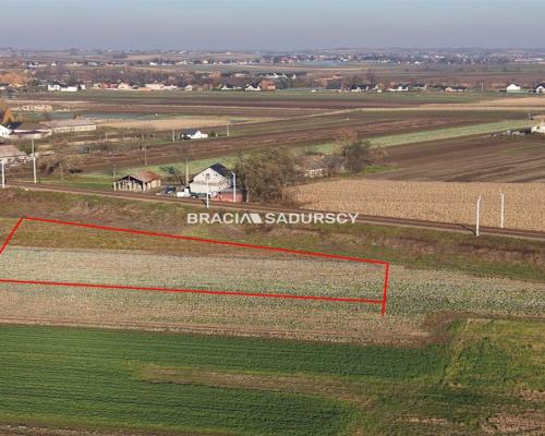 Działka rolna o pow. 26 ar&oacute;w w Krakowie - Nowej Hucie   
 
Przedmiotem oferty jest działka o nr  293  położona w obrębie