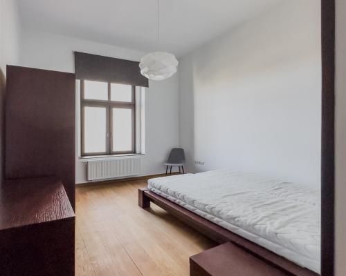 Oferuję na sprzedaż komfortowy i funkcjonalny apartament przy Al. Korfantego 9 w Gliwicach. Mieszkanie ma powierzchnie 206 m2,
