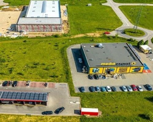 Teren inwestycyjny przy centrum handlowym ARENA