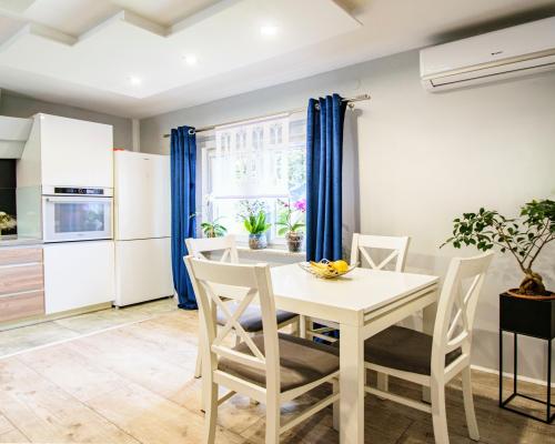 DOM Z BAJKOWYM OGRODEM – TYLKO U NAS! 🏡