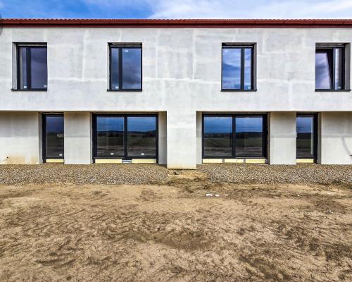 Nowa inwestycja – domy z widokiem na góry / Kalno