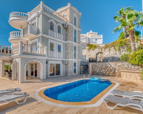 Luksusowa willa 300m od morza