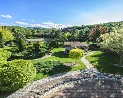 Piękny dom z widokiem na góry/ Burkatów / 20arów