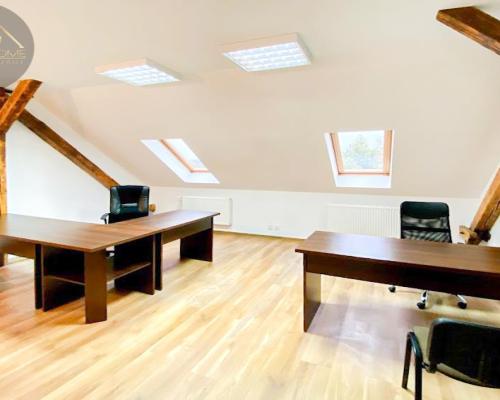 Lokal 173m2 / 4 biura