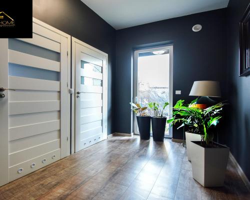 Budynek wolnostojący 184m2 z parkingkiem