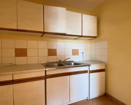 Lokal 84m2 z miejscem parkingowym