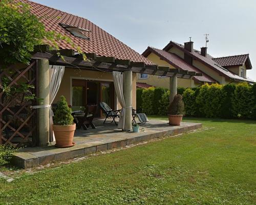 Klimatyczny dom wolnostojący, 5km do Wrocławia.