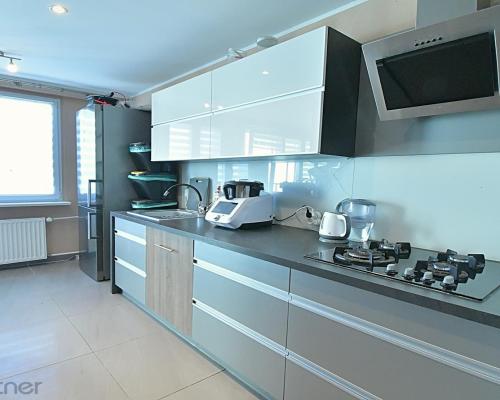 OKAZJA! 3 pokoje z oddzielną kuchnią i balkonem