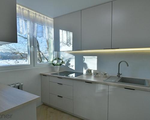 Piękna kawalerka po remoncieI okolica Wroclavii