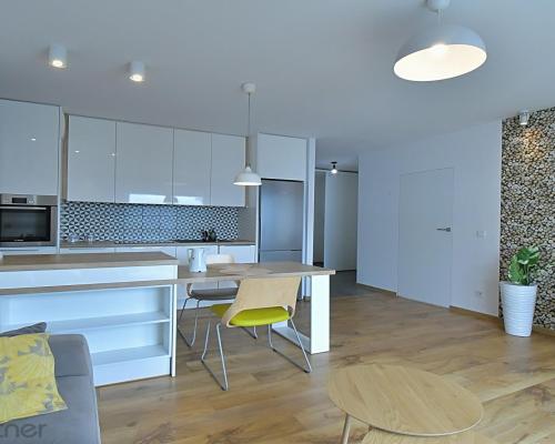 2 pokoje w Centrum z widokiem na Odrę