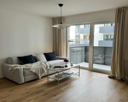 Kawalerka z balkonem I siłownia - Legnicka