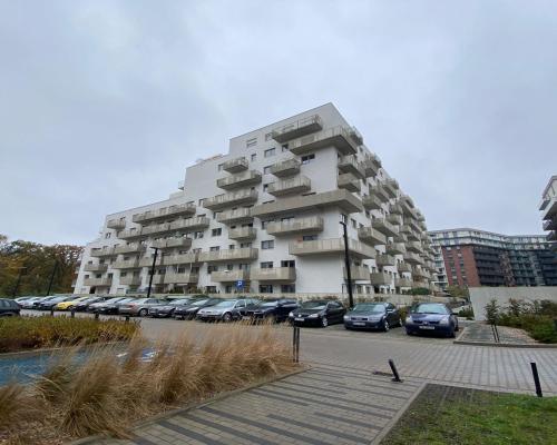 Podwójne miejsce post. z komórką lok.- Białowieska