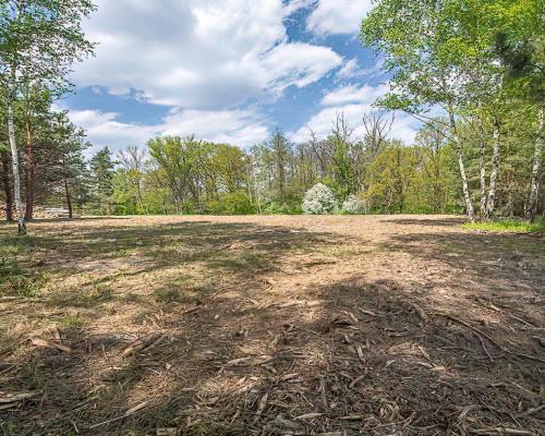 Wyjątkowy teren przy lesie. Idealne pod Twój dom.