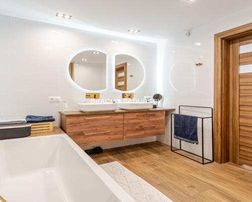 Nowoczesny dom z odzielnym garażem- Zawada