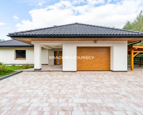 Nowoczesny parterowy dom wolnostojący Węgrzce