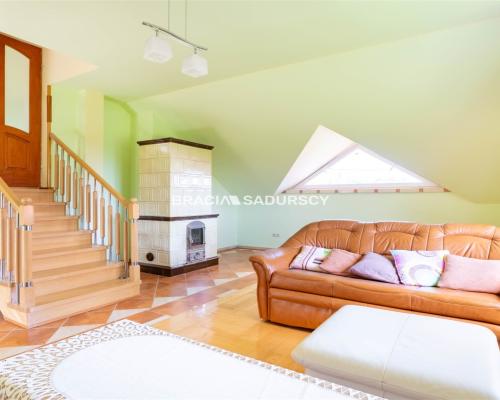 Dom z dużą działką budowlaną k. Niepołomic