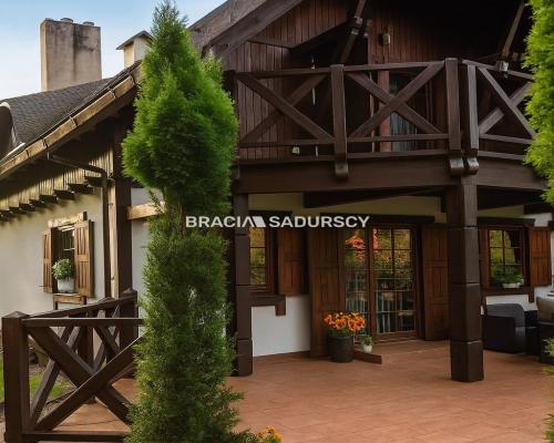 Wygodny rodzinny dom w malowniczej okolicy.