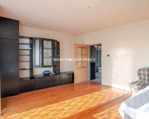 Rząska dom 250 m2 działka 6 arów ocieplony