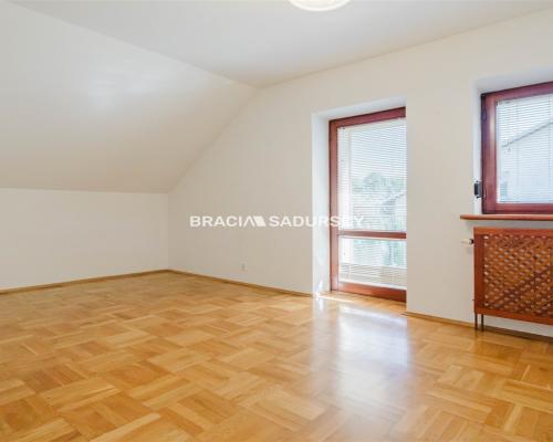 Wspaniały dom w Pękowicach w cichej okolicy