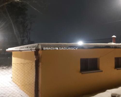 Chrzan&oacute;w, ul. Kolonia Fabryczna - do sprzedania garaż (z możliwym najemcą)  

  
Oferujemy garaż o powierzchni 26 m2 wra