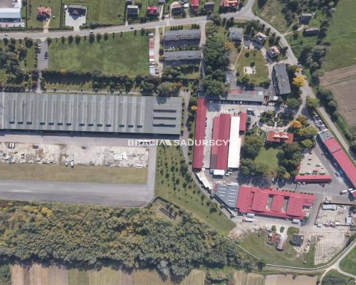 Nieruchomośc z przeznaczeniem pod fabrykę / centru