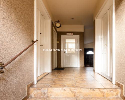 Kamienica ok. 300 m2 / 3 ar / Wadowice