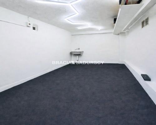 garaż murowany Grzegórzki, Al. Pokoju obok Szafera