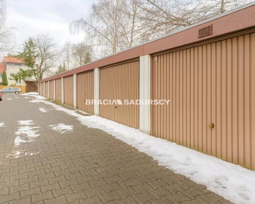 Garaż murowany na sprzedaż – ul. Grenadierów