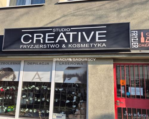 Działający fryzjer odstąpi lokal 64m2