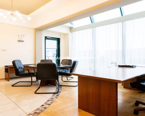 Biuro na wynajem/ 68m2