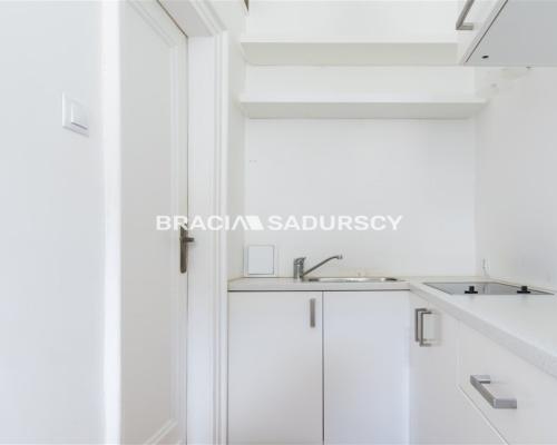 kamienica z windą, lokal biurowy 80m2, 3pok