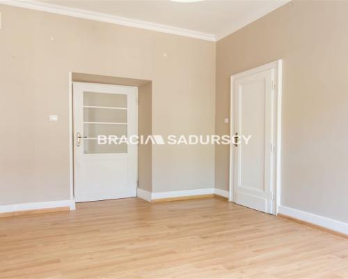 kamienica z windą, lokal biurowy 80m2, 3pok