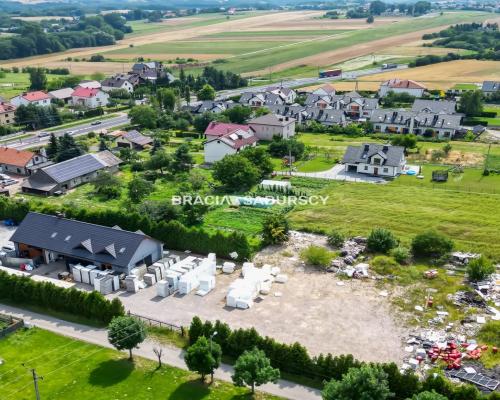 Budynek pod siedzibę firmy obrzeża Krakowa