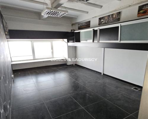 Hala produkcyjno-magazynowa z ekspozycją