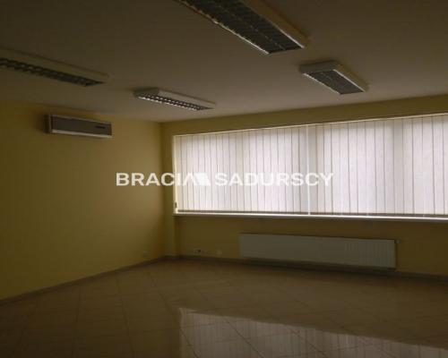 *Zdjęcia należą do właściciela oferty.   

   Do wynajęcia reprezentacyjny lokal biurowy klasy A o powierzchni 180 m&sup2; znaj