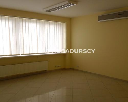 *Zdjęcia należą do właściciela oferty.   

   Do wynajęcia reprezentacyjny lokal biurowy klasy A o powierzchni 180 m&sup2; znaj