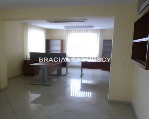 *Zdjęcia należą do właściciela oferty.     
 
Do wynajęcia reprezentacyjny lokal biurowy klasy A o powierzchni 70 m&sup2; znajd