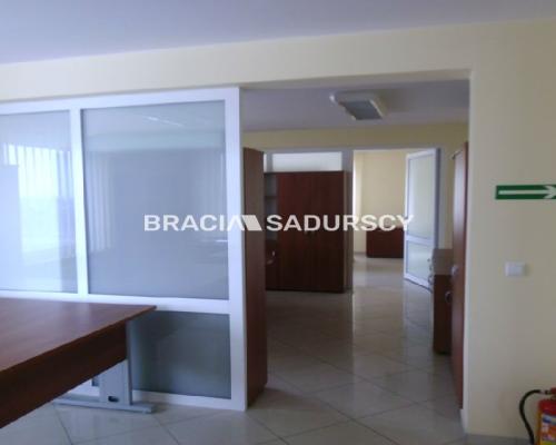 *Zdjęcia należą do właściciela oferty.     
 
Do wynajęcia reprezentacyjny lokal biurowy klasy A o powierzchni 70 m&sup2; znajd