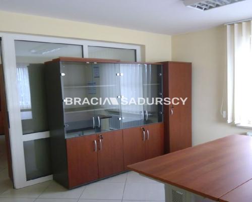 *Zdjęcia należą do właściciela oferty.     
 
Do wynajęcia reprezentacyjny lokal biurowy klasy A o powierzchni 70 m&sup2; znajd