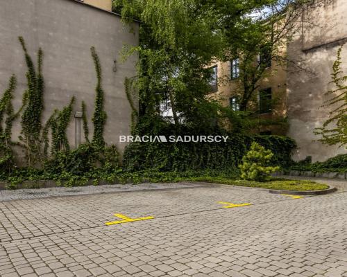 Lokal okolica Galerii krakowskiej - parter