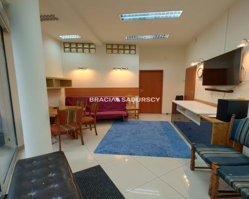 45m2 z parkingiem| Lokal lub Mieszkanie | Podgórze