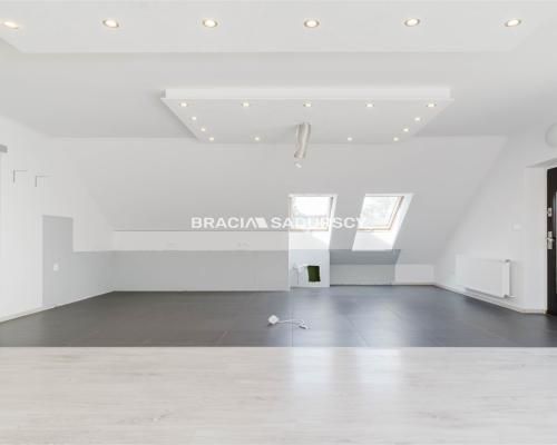 LOKAL DO WYNAJĘCIA DO WŁASNEJ ARANŻACJI -RUCZAJ